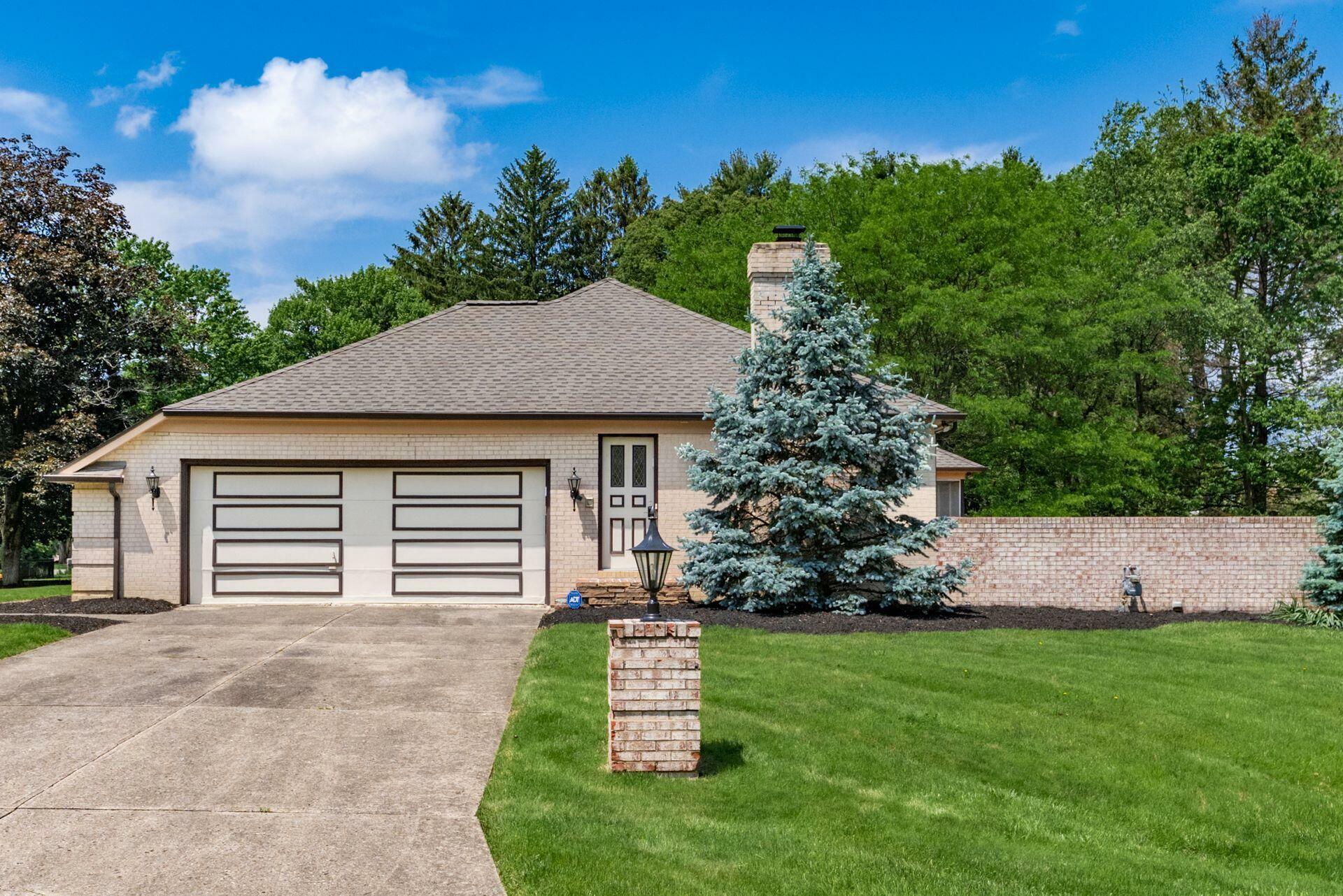 Property Photo: 337 Naiche Court OH 43213