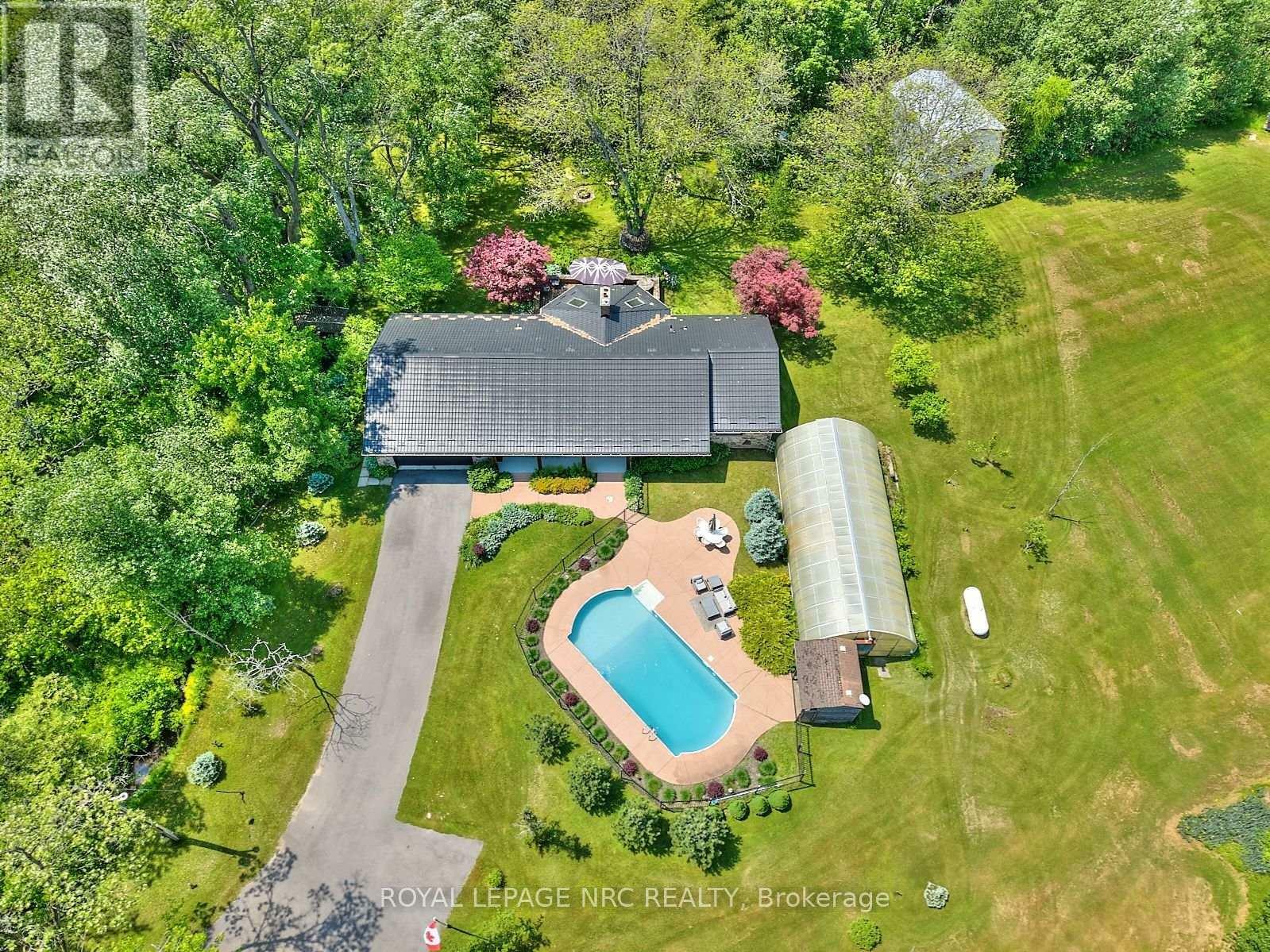 Property Photo: 2834 McSherry Lane ON L0S 1E6