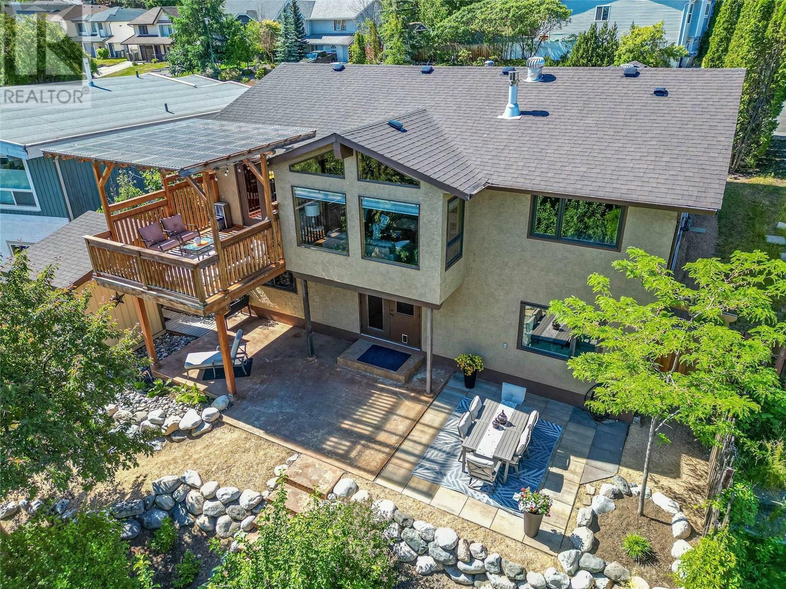 Property Photo: 190 Robson Drive BC V2E 1W1