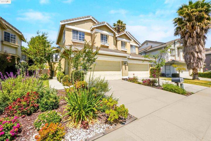 Property Photo: 44765 Lynx Dr CA 94539