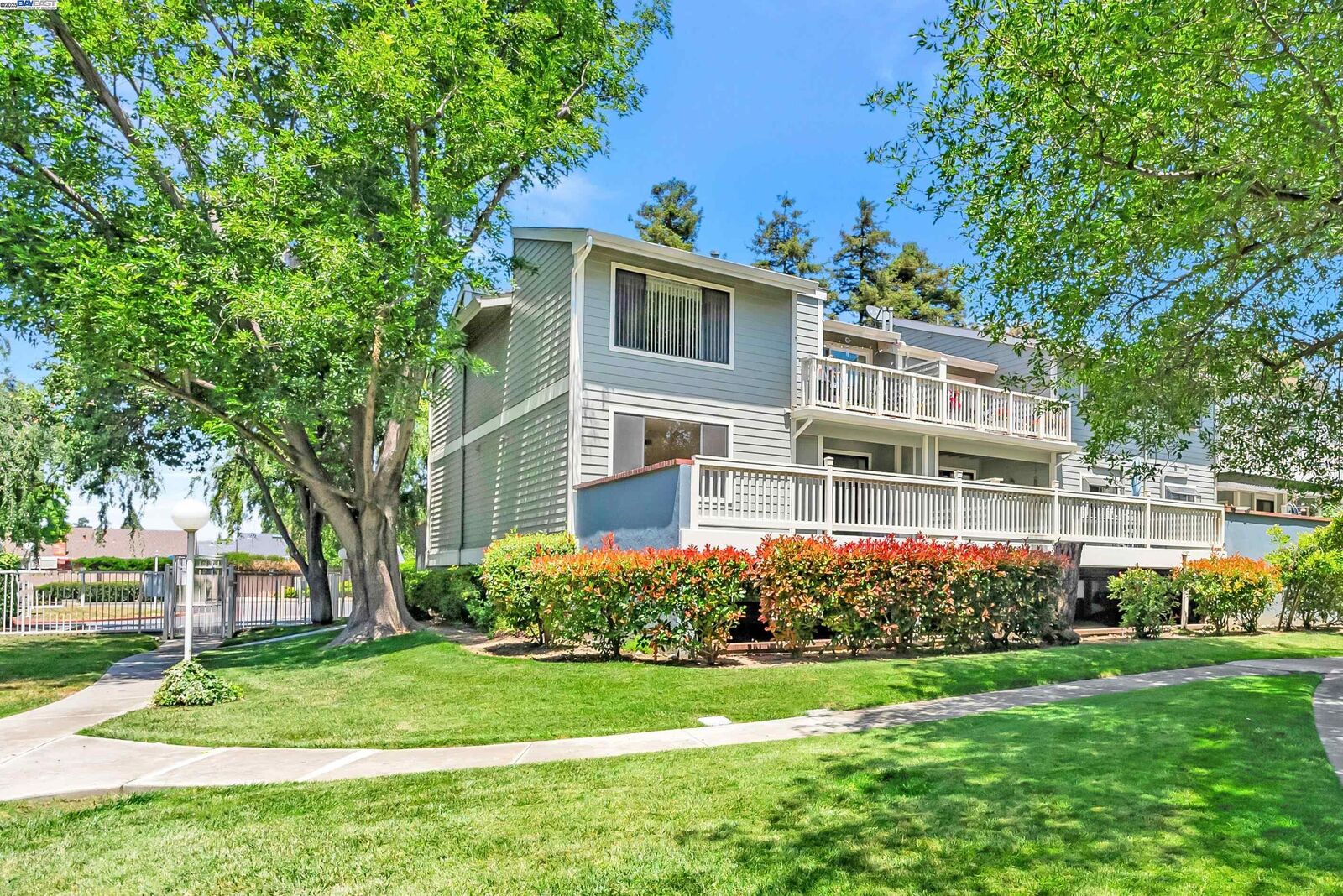 Property Photo: 36996 Meadowbrook Cmn 104 CA 94536