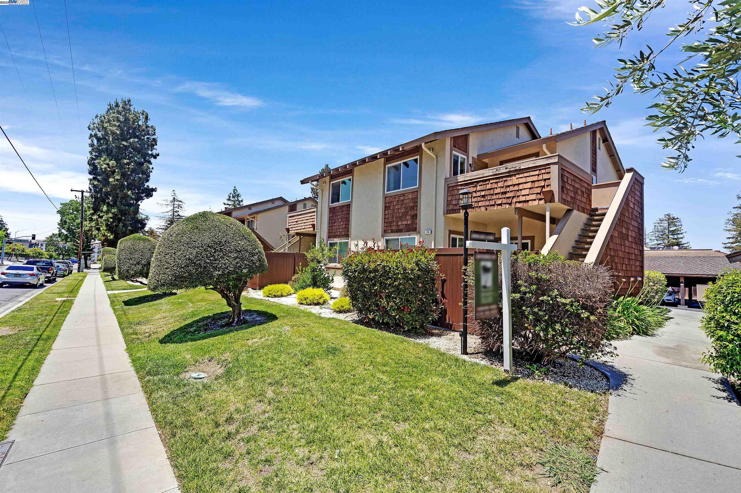 Property Photo: 136 Hackamore Ln CA 94539