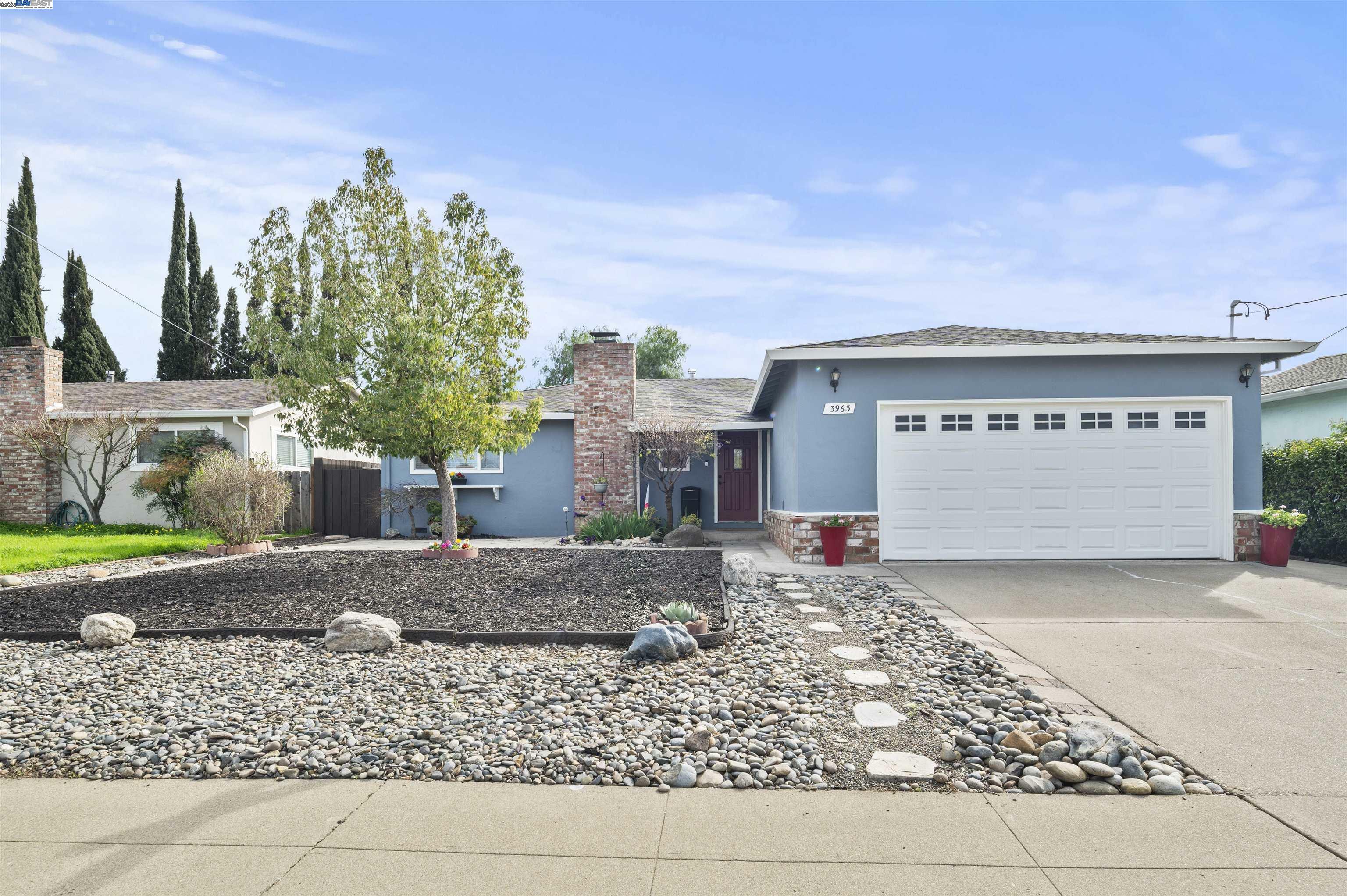 Property Photo: 3963 Yale Way CA 94550