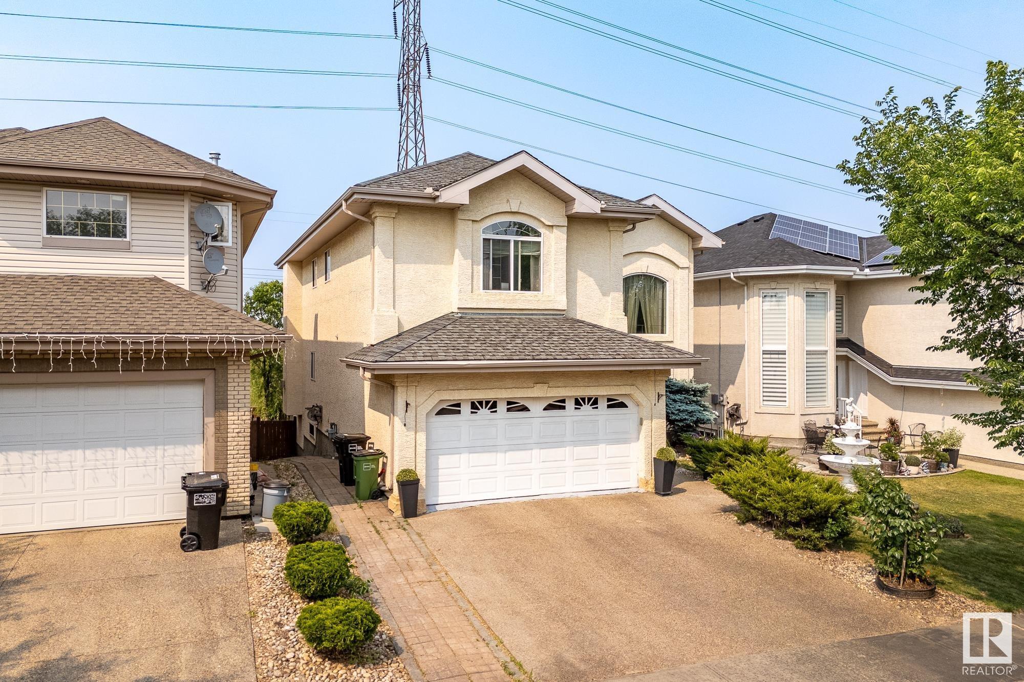 Property Photo: 979 Hollingsworth Bend NW AB T6R 3G7