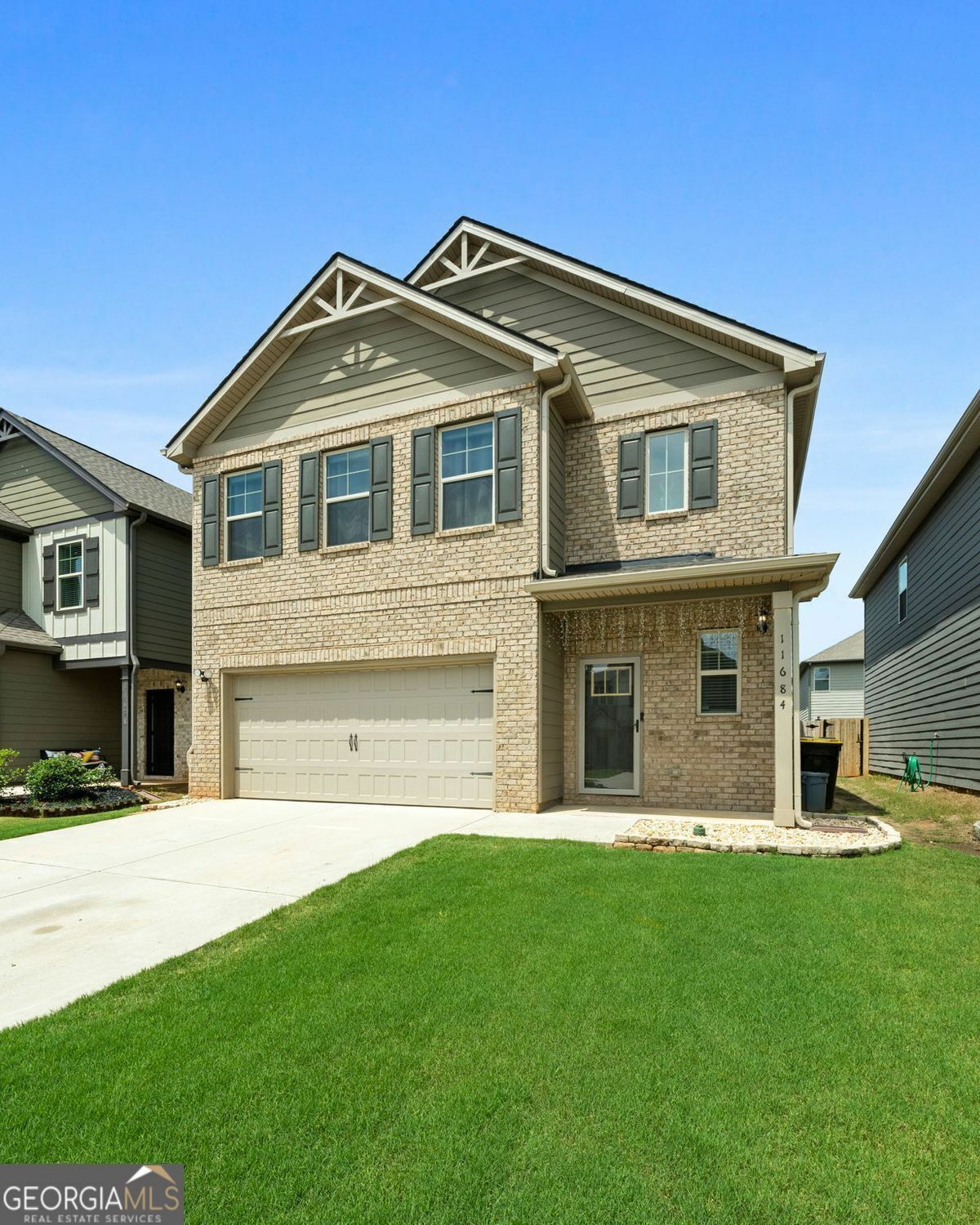 Property Photo: 11684 Stovall Place GA 30228