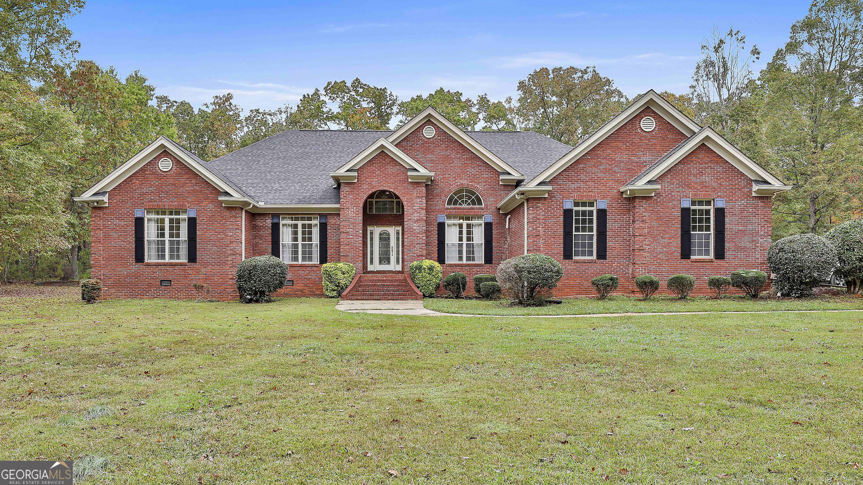 Property Photo: 3530 Highway 81 W GA 30228