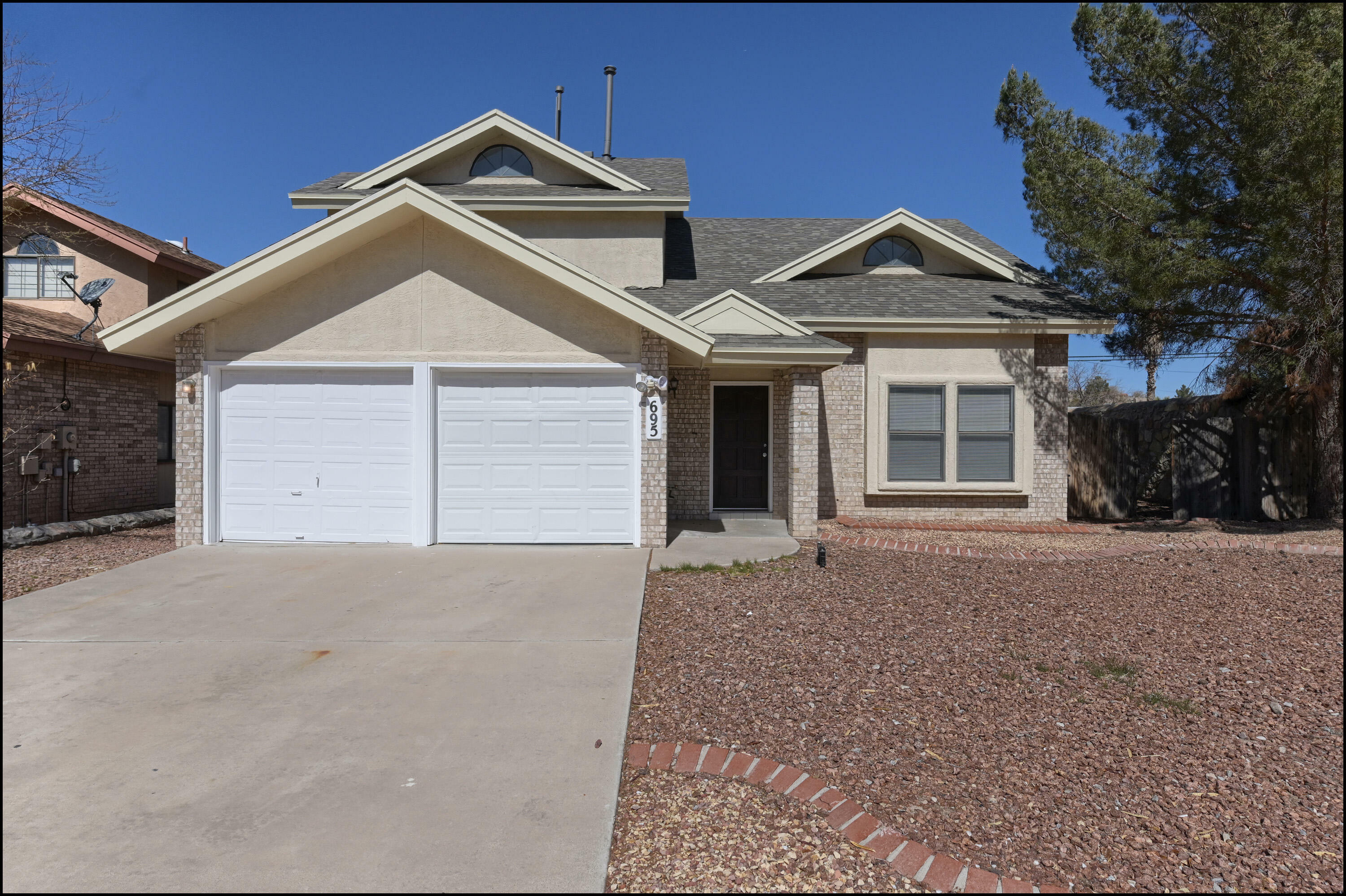 Property Photo: 695 Bluff Canyon Circle TX 79912