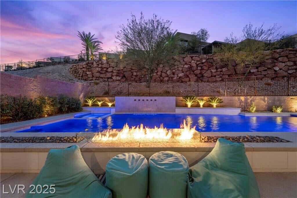 Property Photo: 5 Highland Cove Lane NV 89011
