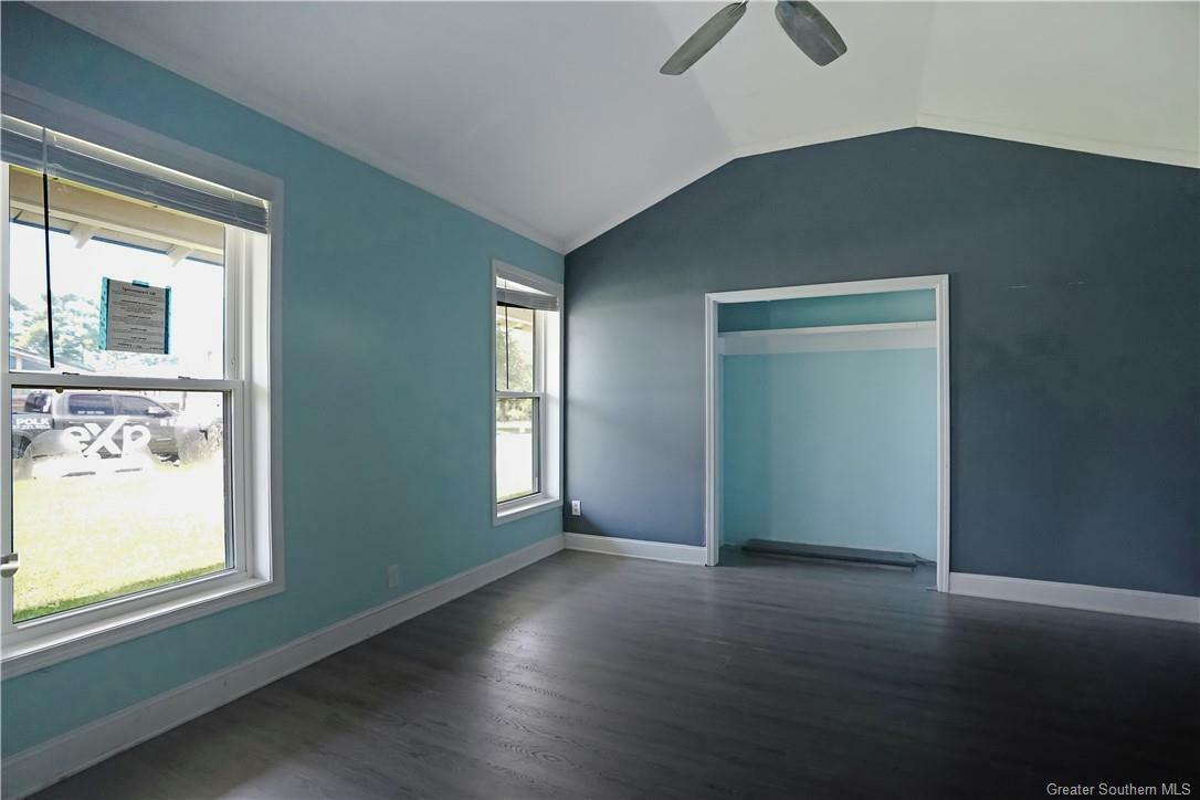 Property Photo: 900 Garden Lane LA 70605