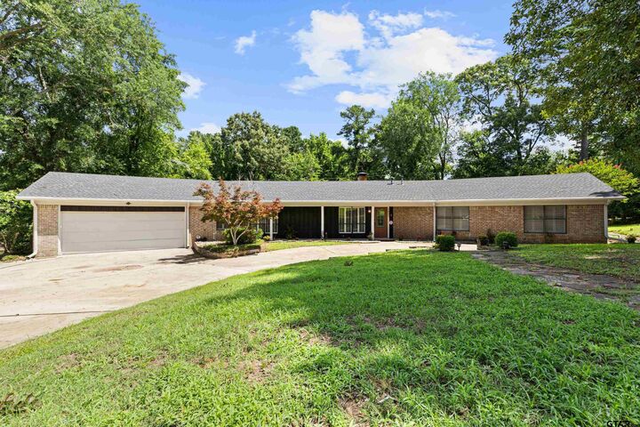 1821 Azalea St  Gilmer TX 75644 photo