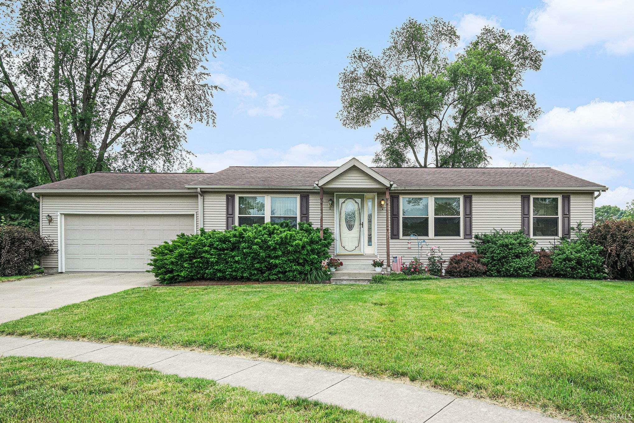 Property Photo:  205 Par Boulevard  IN 46507 