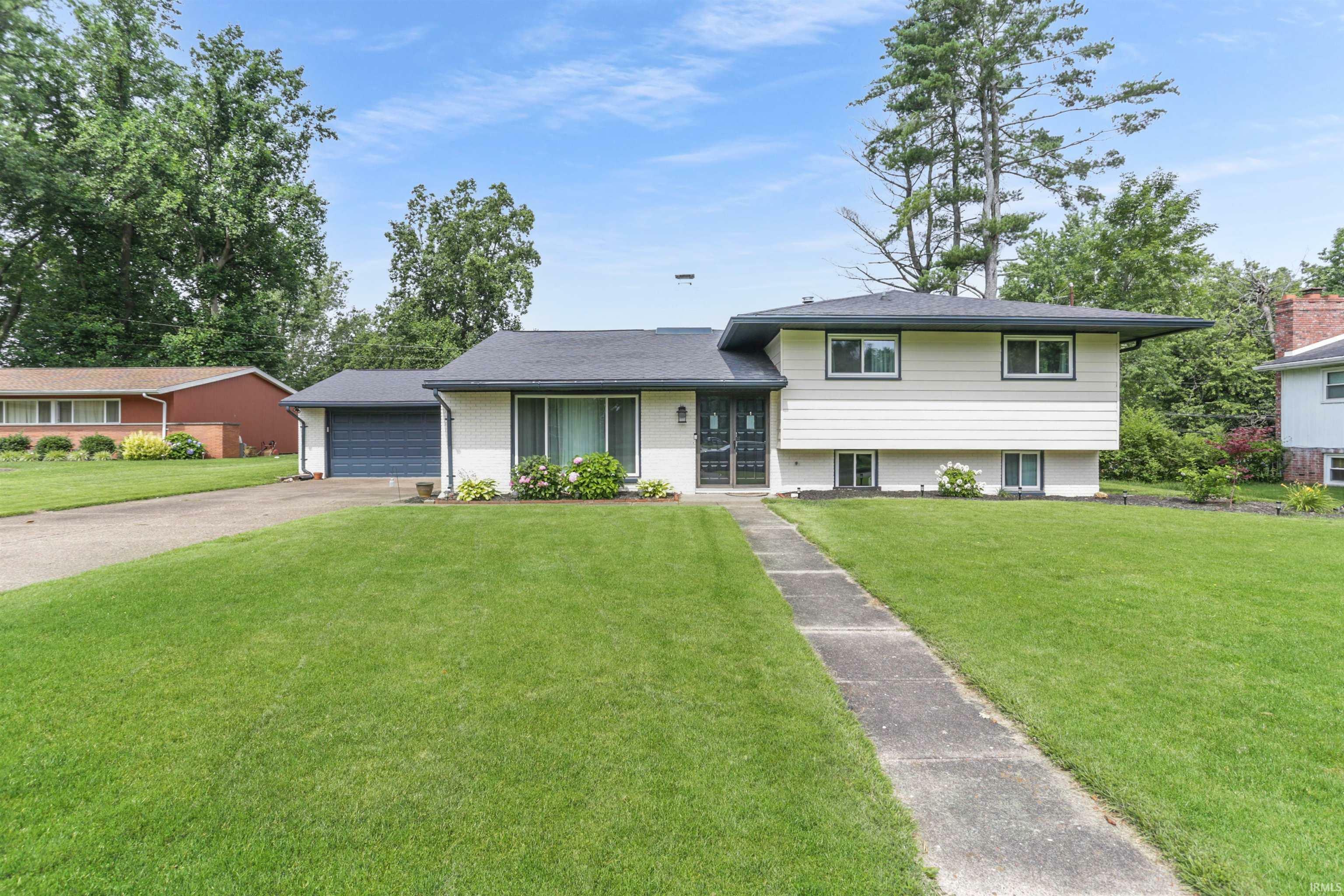 867 Park Plaza Drive  Evansville IN 47715 photo