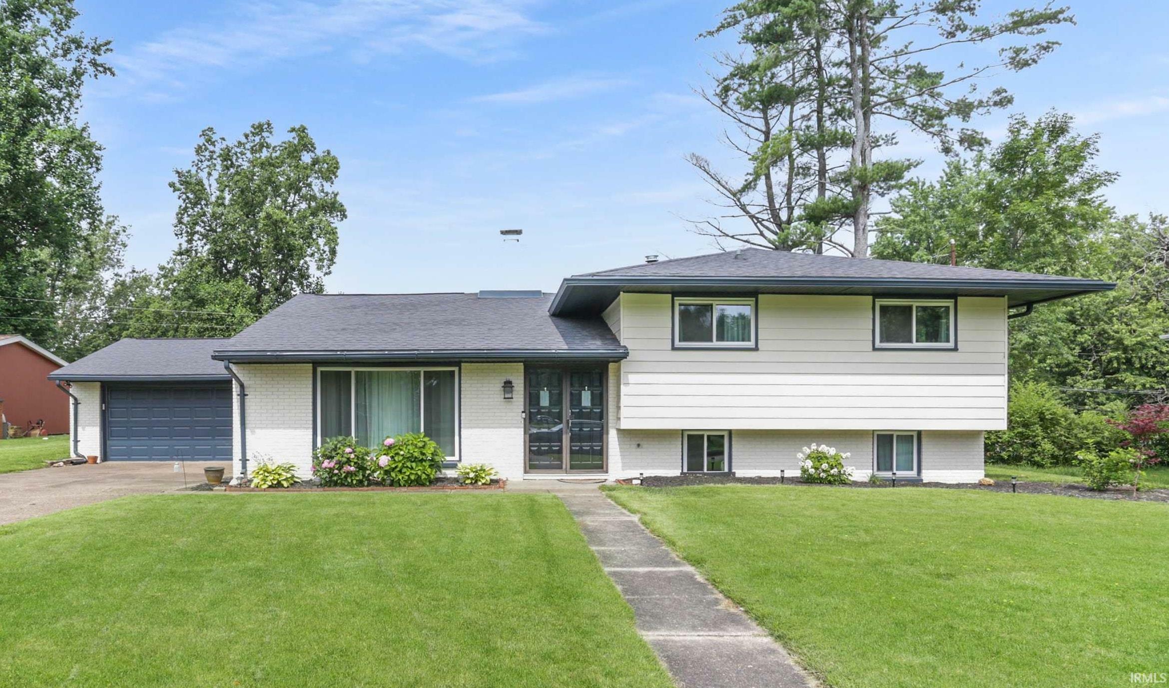 867 Park Plaza Drive  Evansville IN 47715 photo