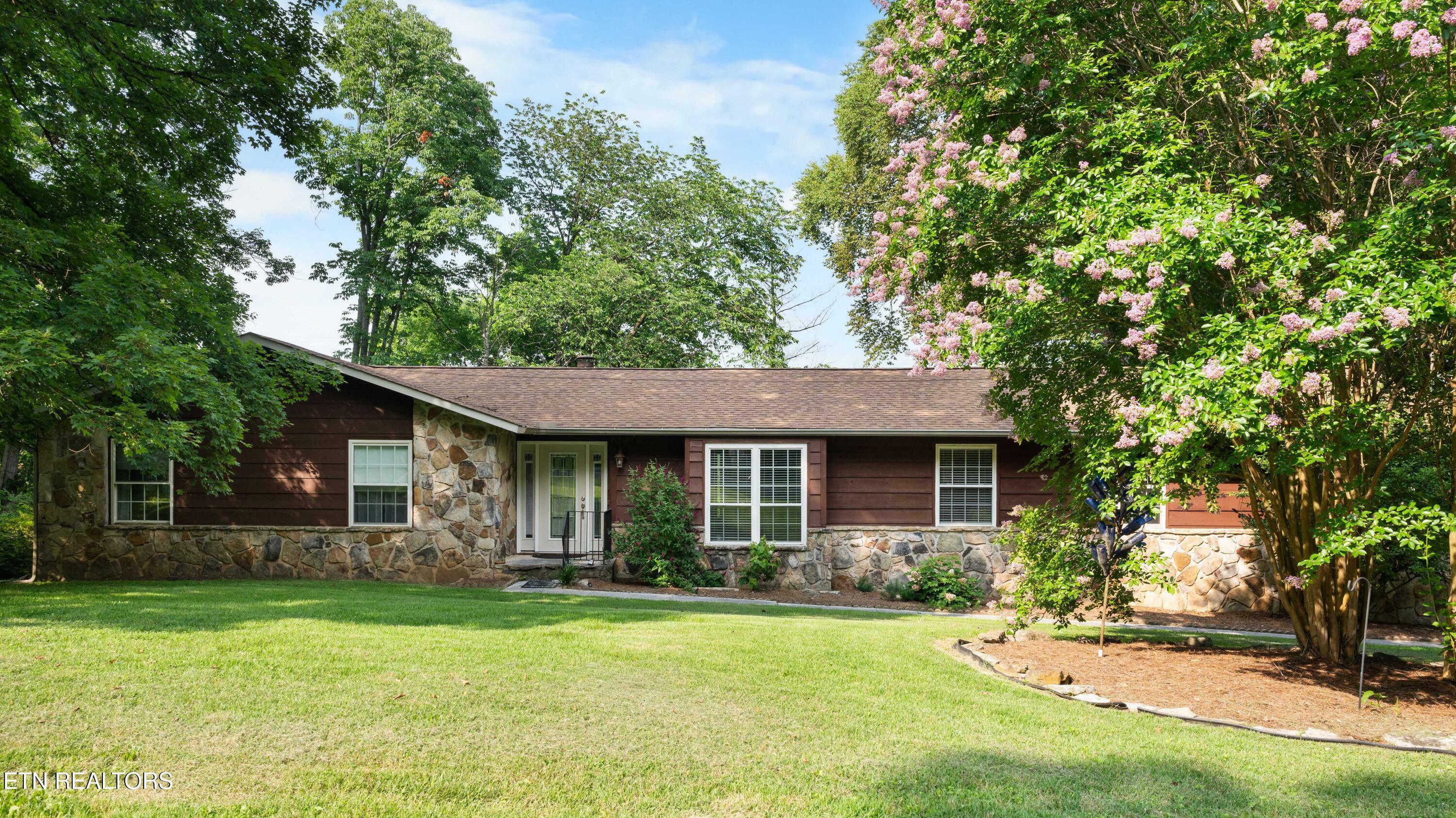 Property Photo: 599 Melton Hill Drive TN 37716