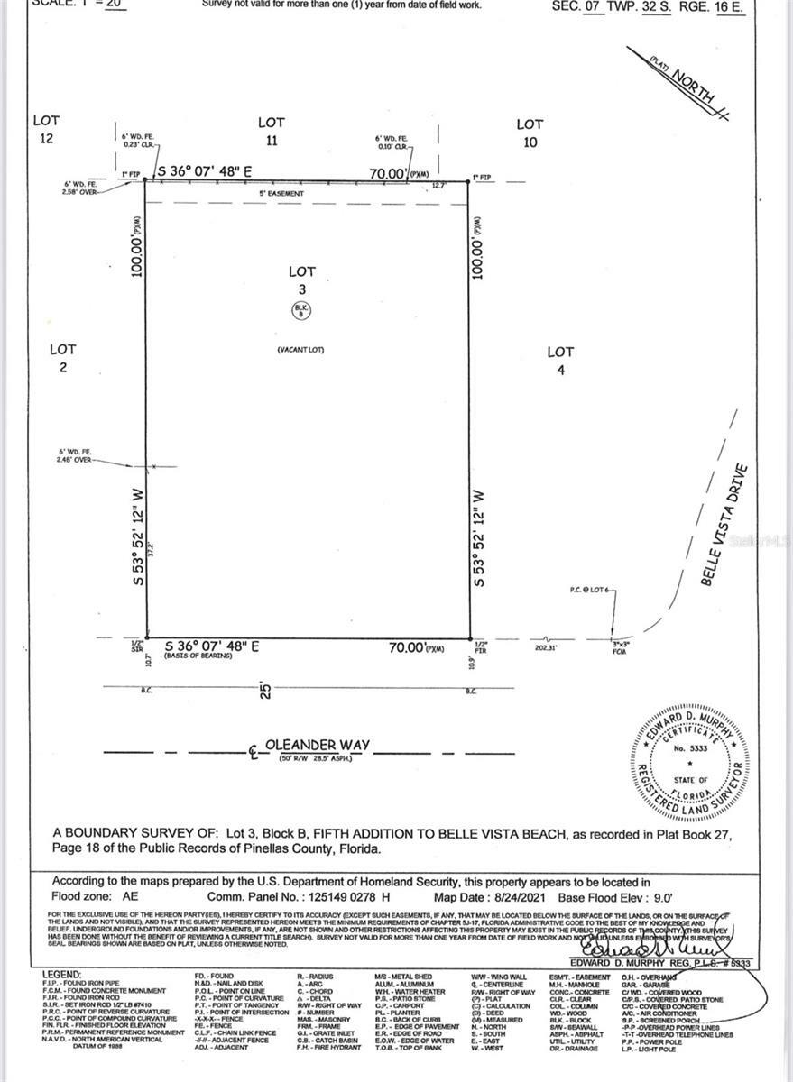 Property Photo: 3961 Oleander Way FL 33706