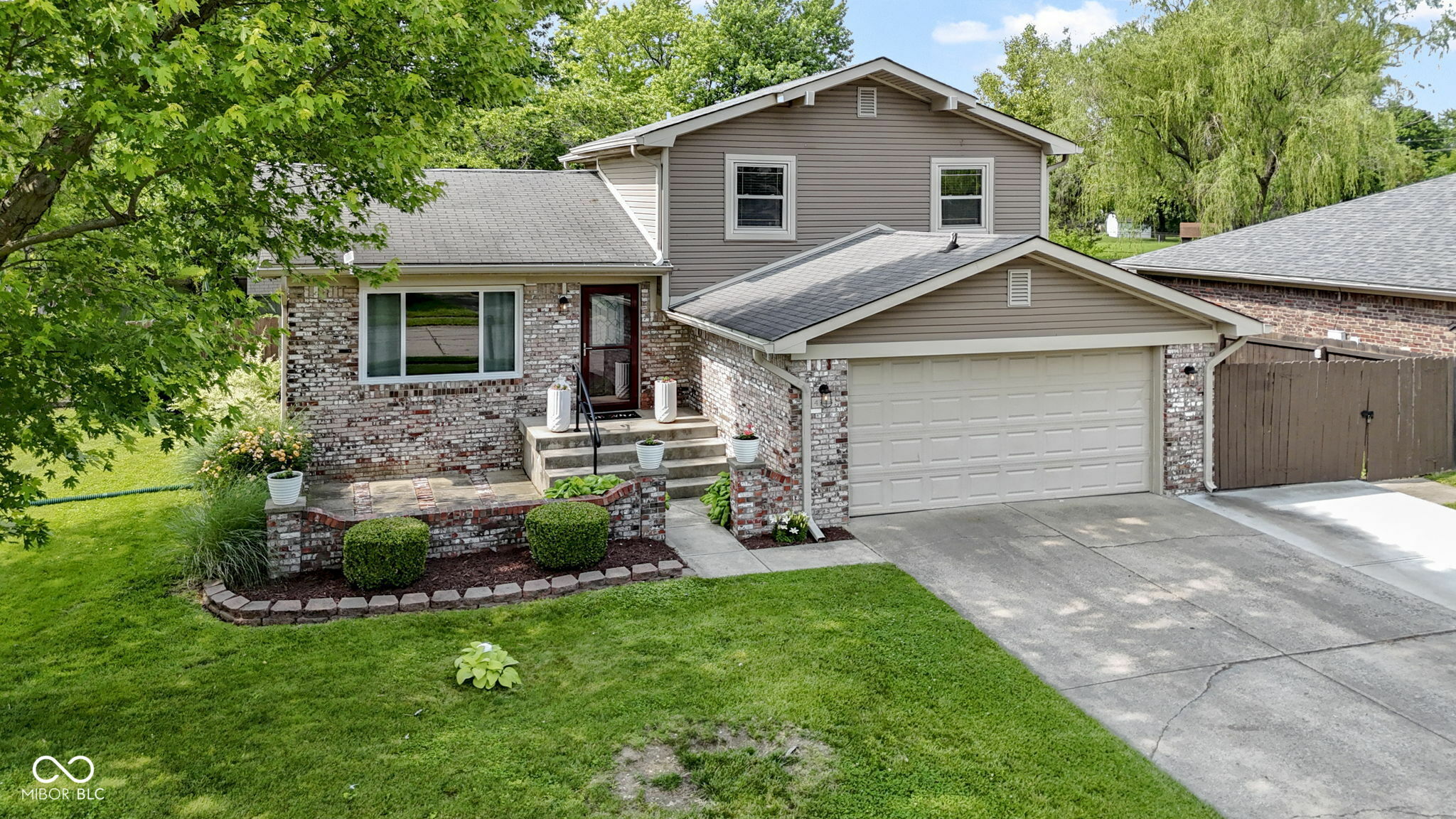 4718 Dancer Drive  Indianapolis IN 46237 photo