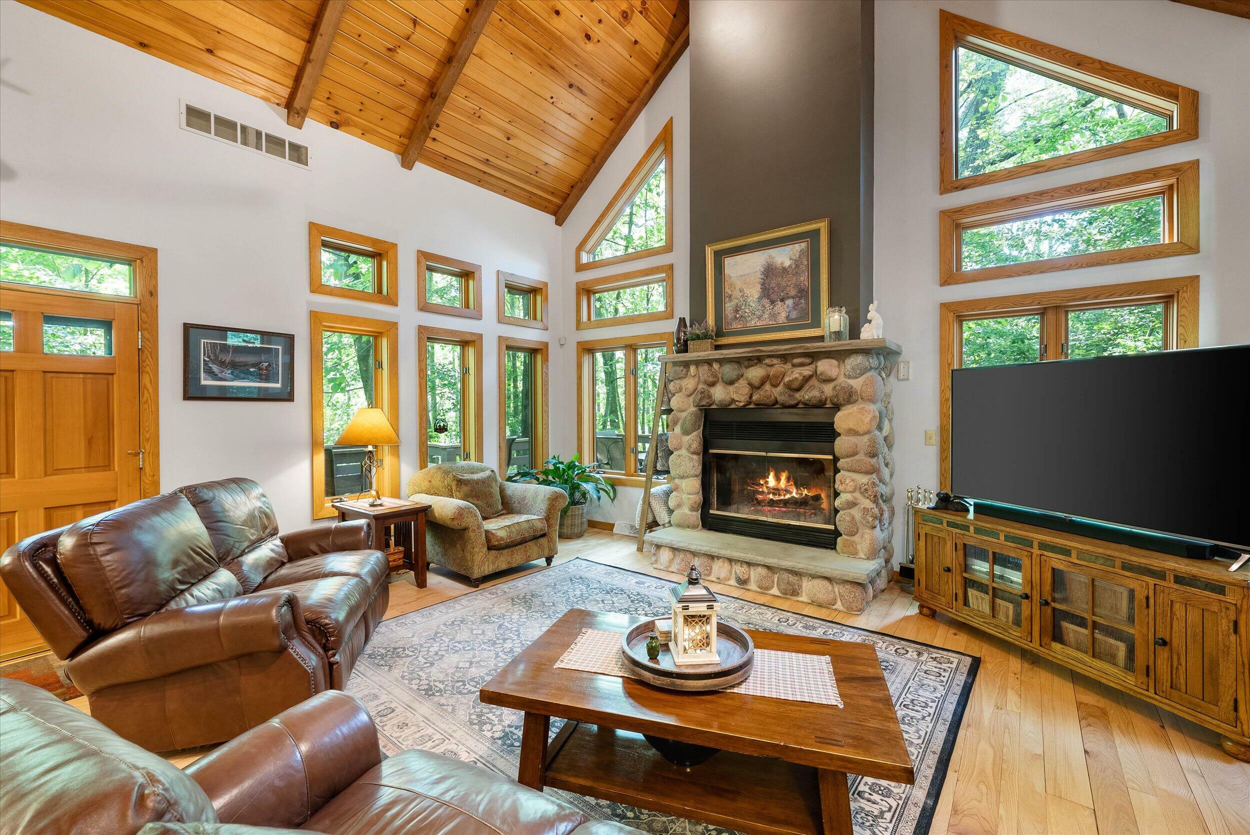 Property Photo: 7565 Hickory Dr WI 53021
