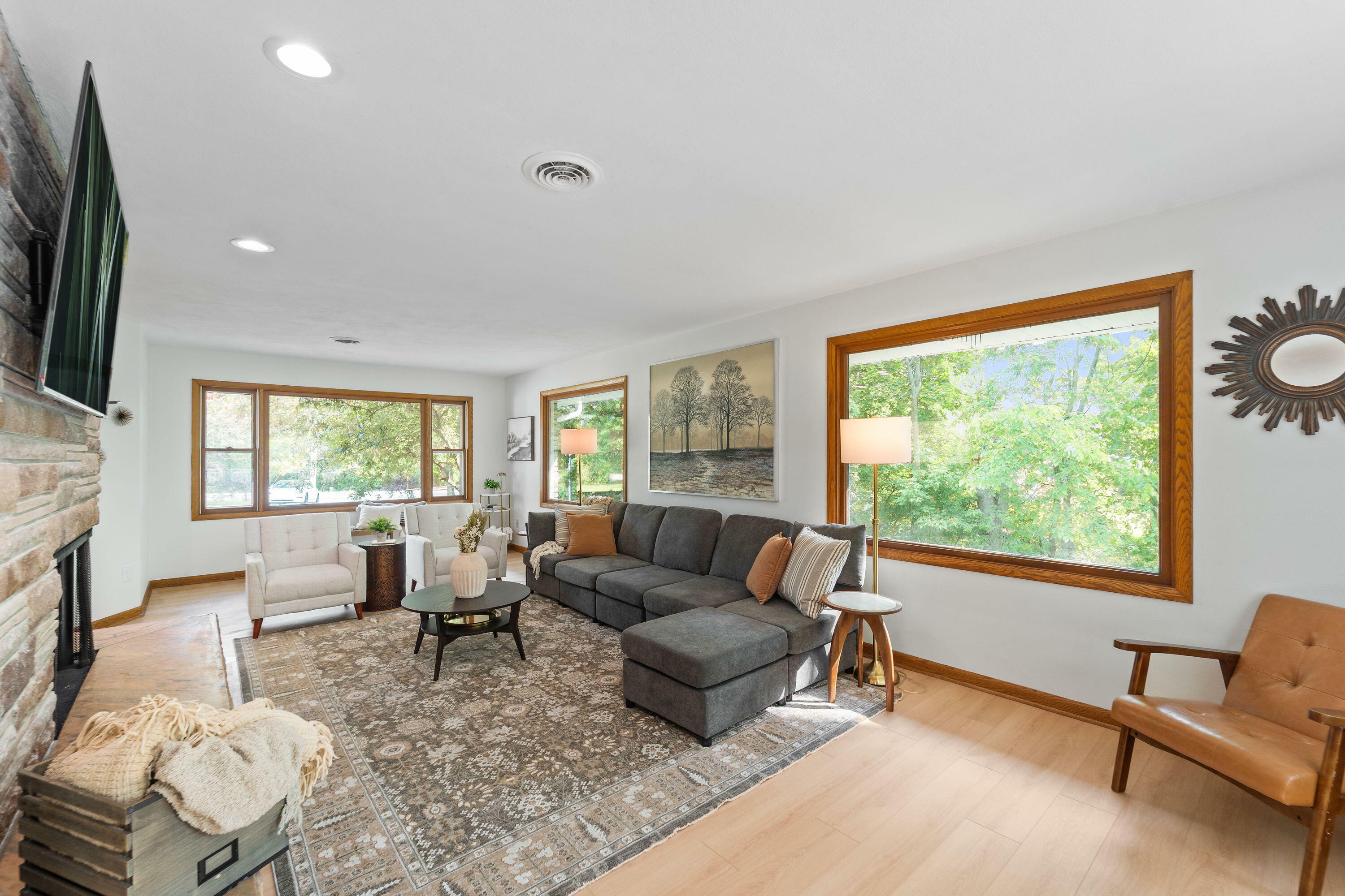 Property Photo: 4326 Taylor Ave WI 53405