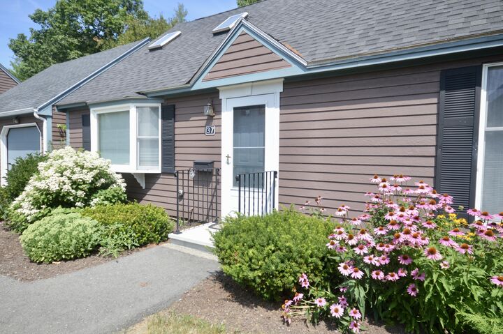 Property Photo: 37 Cortland Circle 37 ME 04401