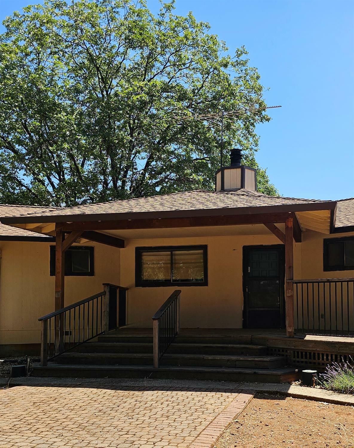 Property Photo: 14418 Frontier Lane CA 95949