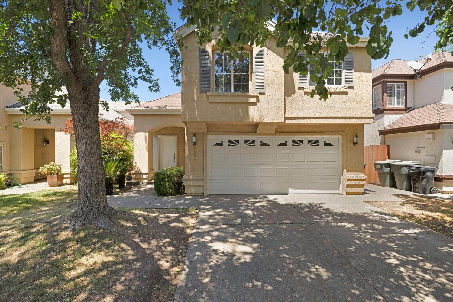 Property Photo: 6009 Amir Lane CA 95608