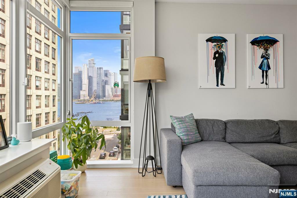 Property Photo: 1400 Hudson Street 706 NJ 07030