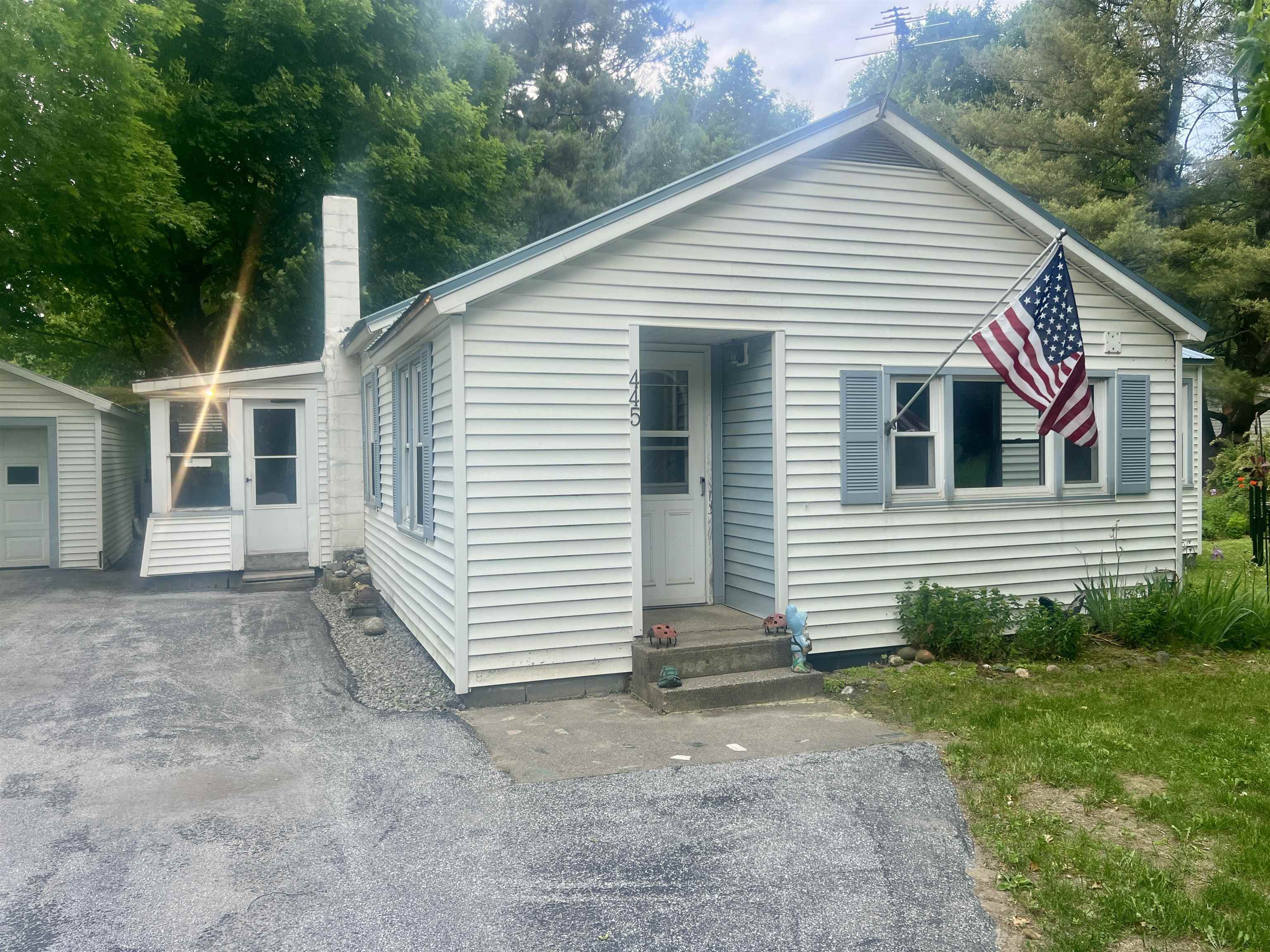 Property Photo: 445 Lamkin Street VT 05459