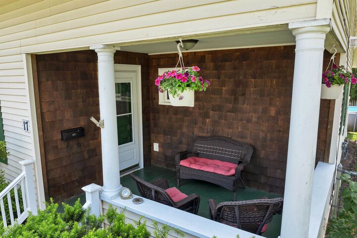 Property Photo: 17 Oak Street NH 03246