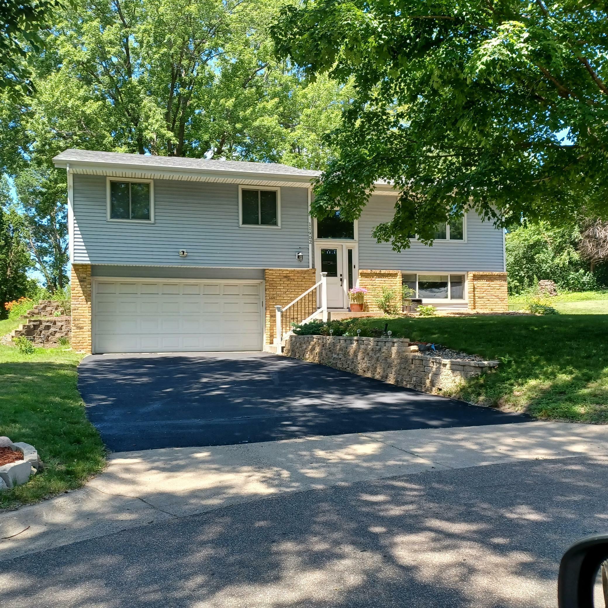 Property Photo: 11902 River Hills Circle MN 55337
