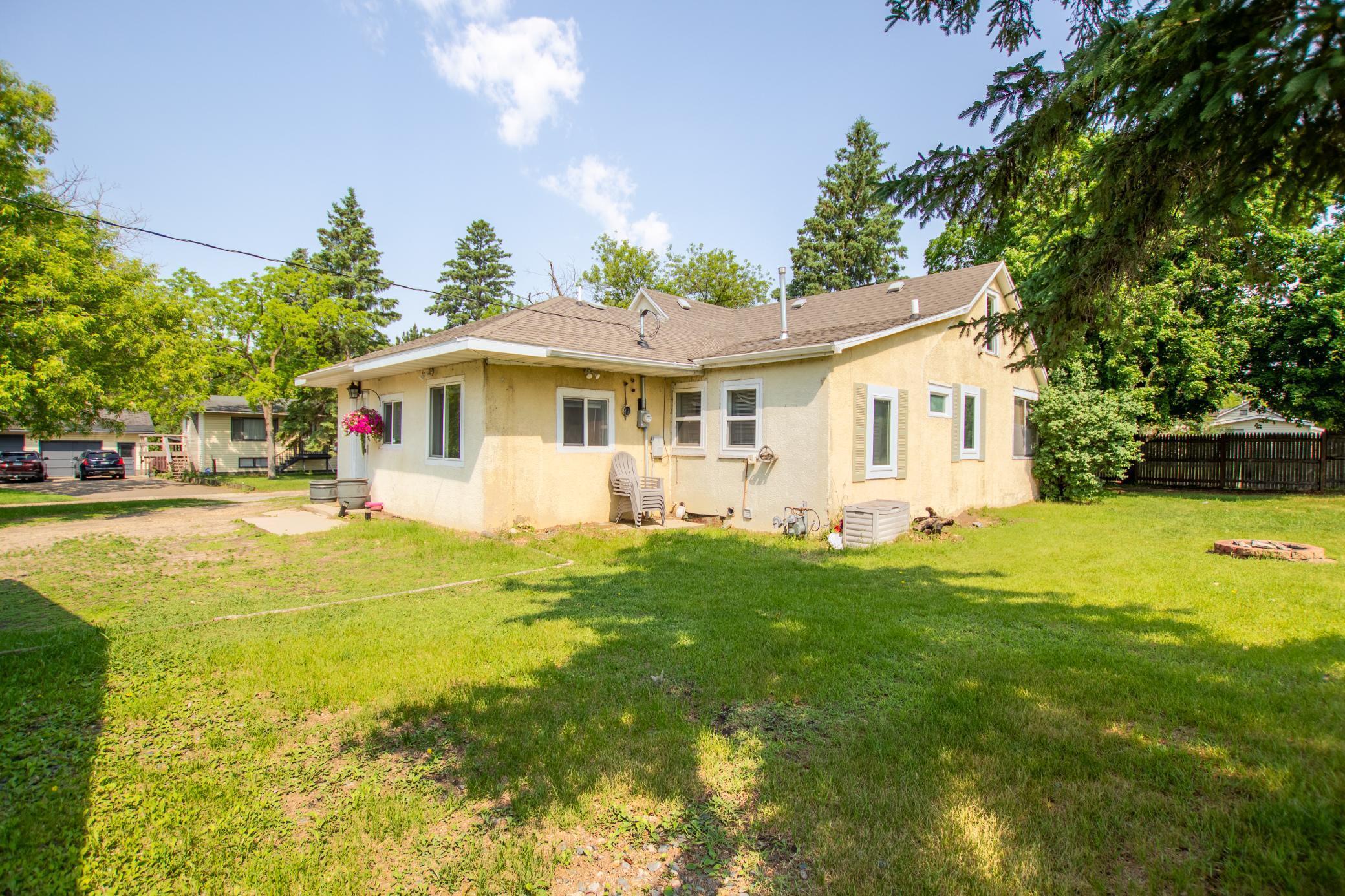 Property Photo:  724 10th Street NW  MN 56601 