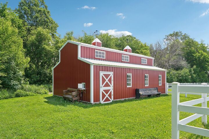Property Photo:  7482 E 250th Street  MN 55020 