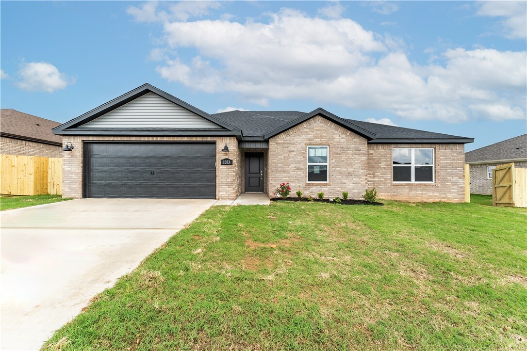1001 Autumn Royal Avenue  Lowell AR 72745 photo