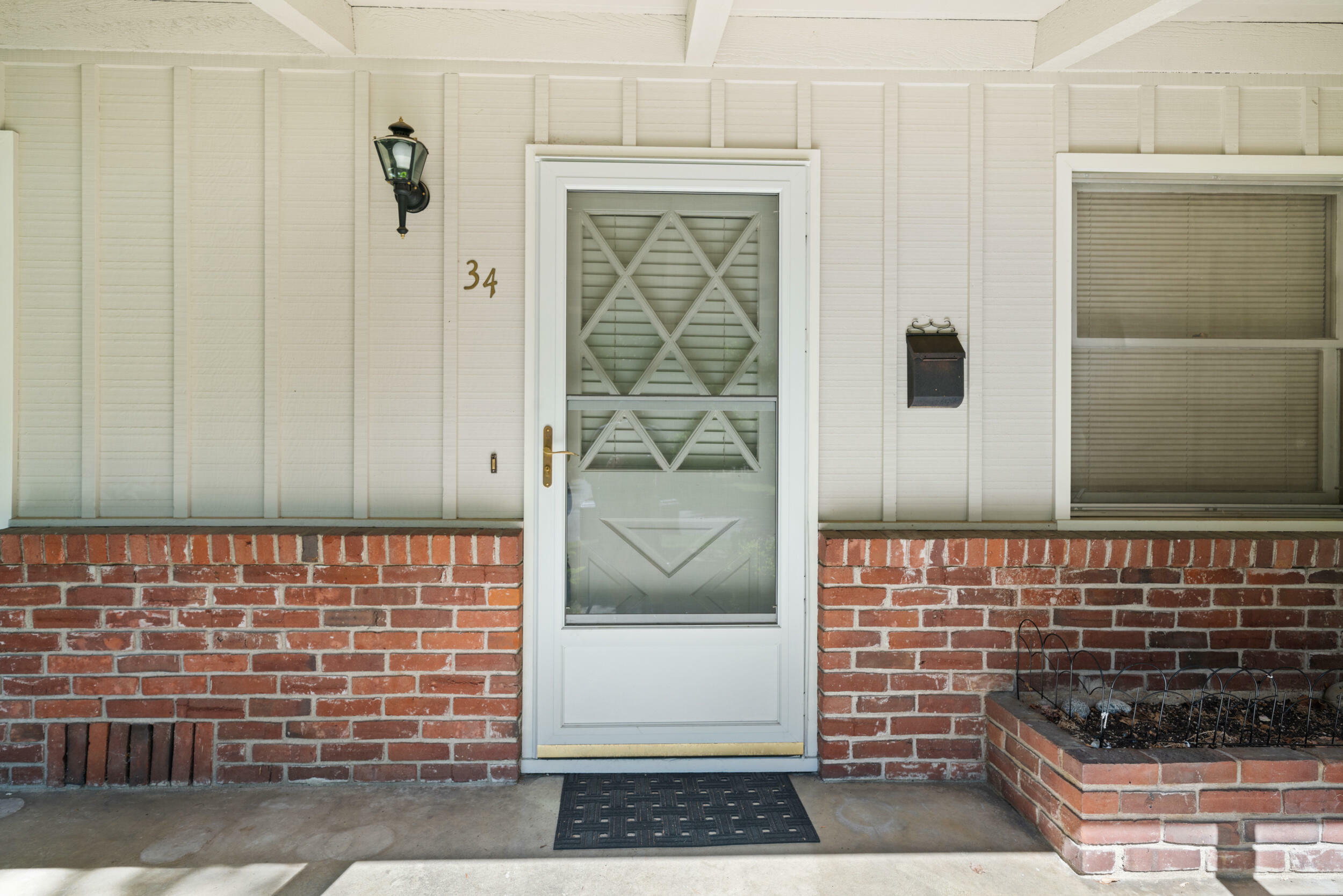 Property Photo: 34 S Keene Way Drive OR 97504
