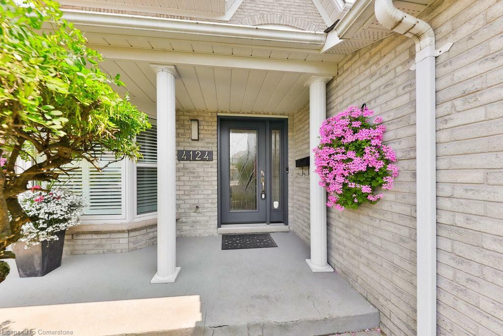 Property Photo: 4124 Millcroft Park Drive ON L7V 3V8