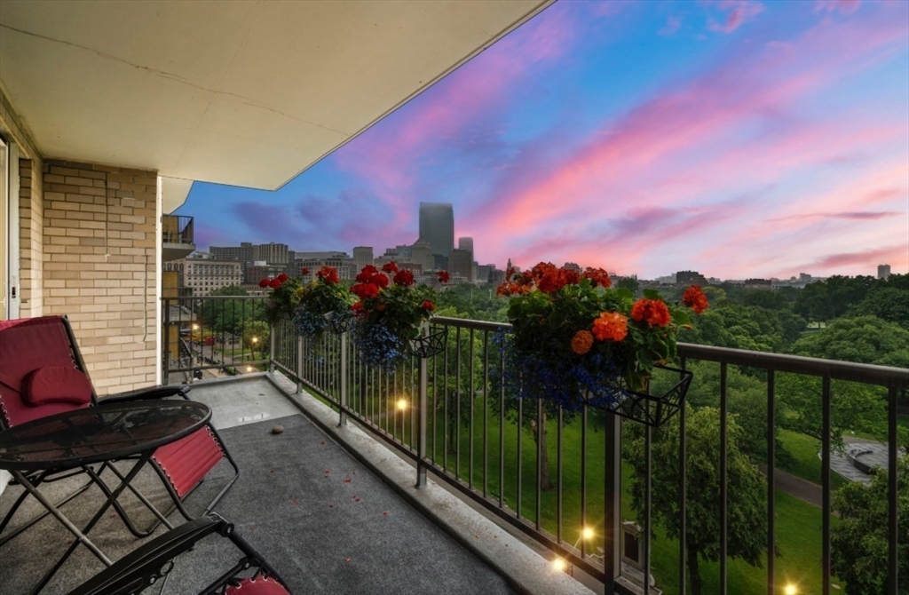 Property Photo:  151 Tremont St 9N  MA 02111 