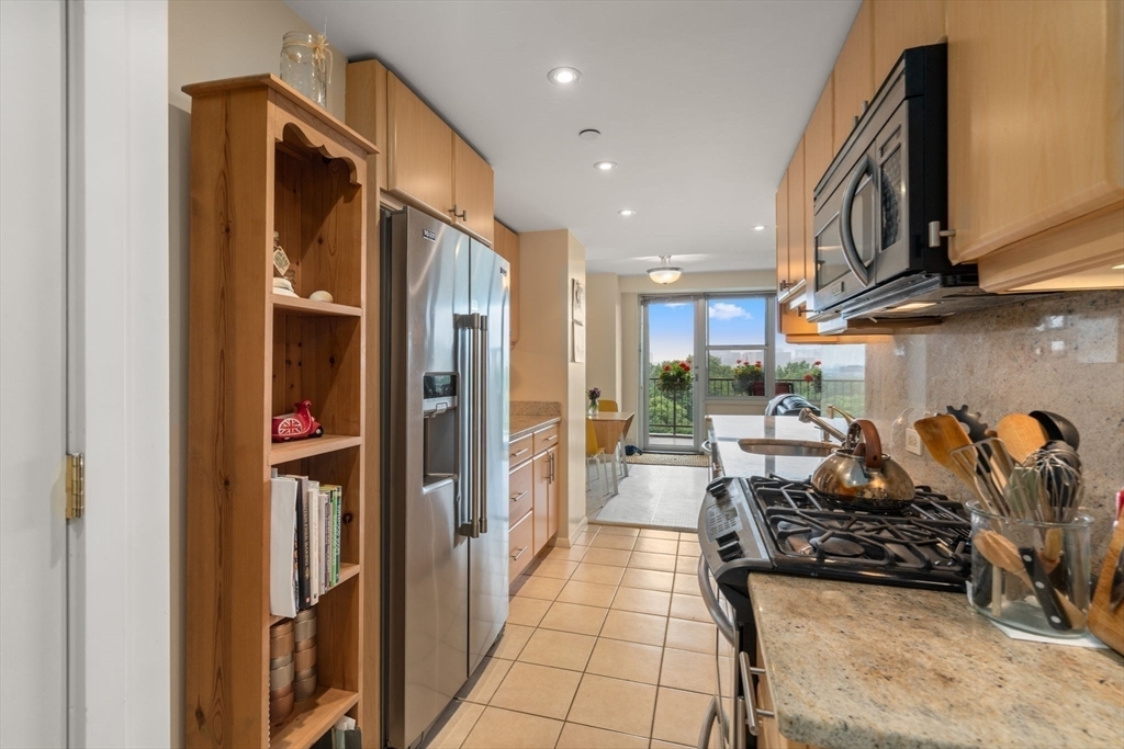 Property Photo: 151 Tremont St 9N MA 02111