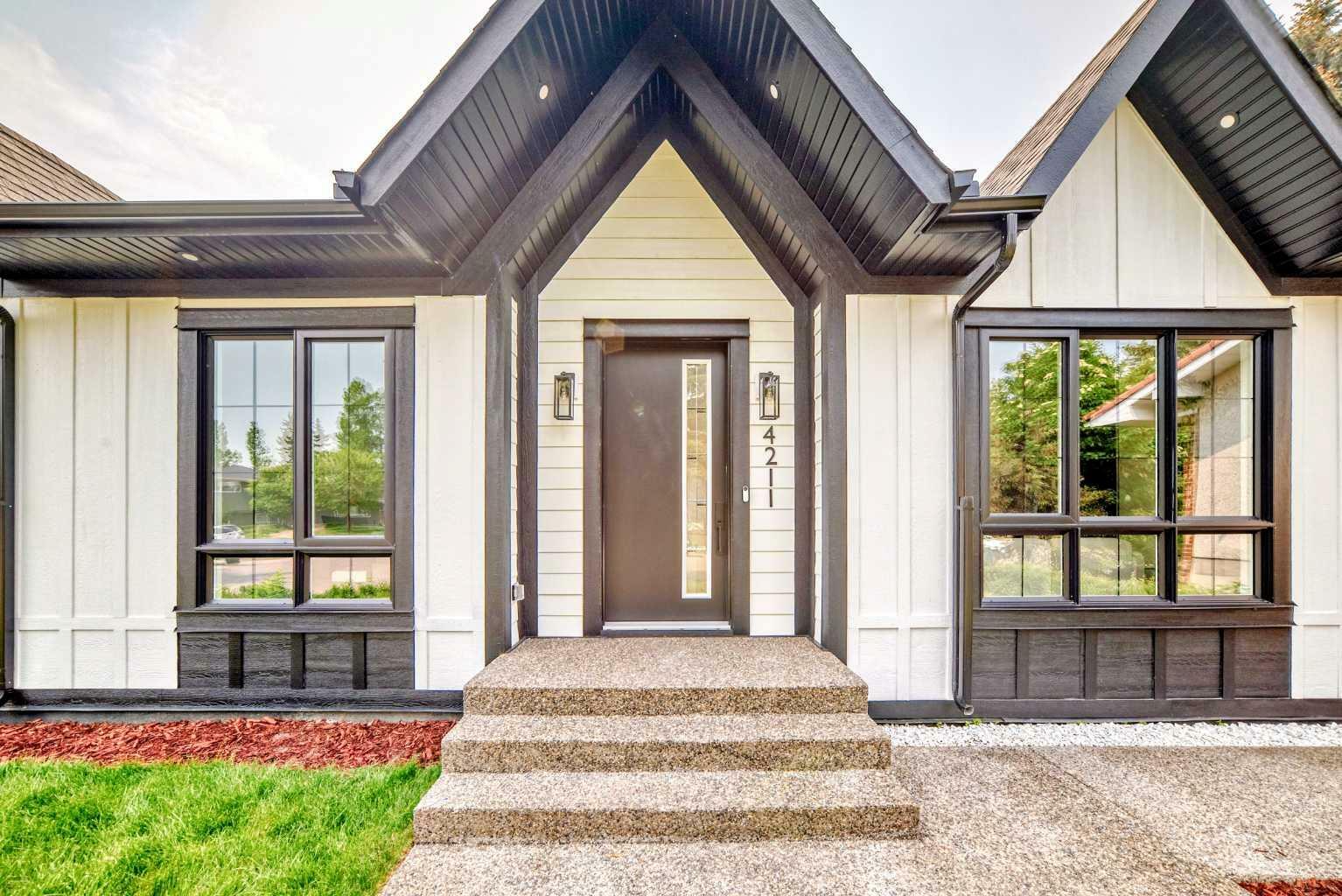 4211 Vandyke Place NW  Calgary AB T3A 0J7 photo