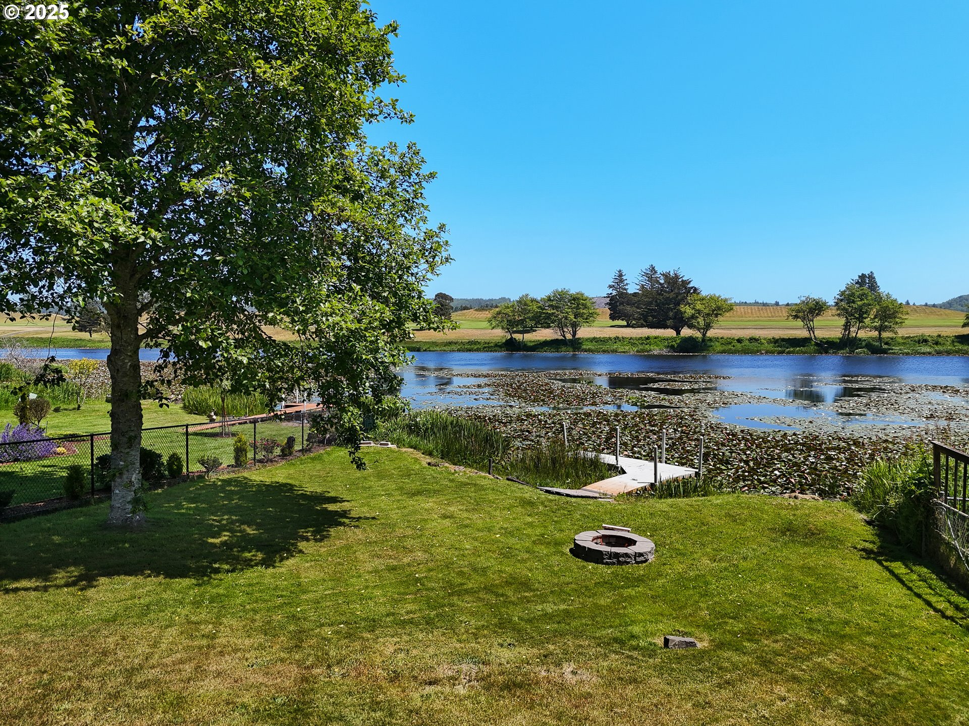 Property Photo: 90637 Lewis Rd OR 97146