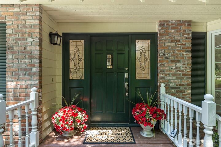 Property Photo:  11750 NE 36th Place  WA 98005 