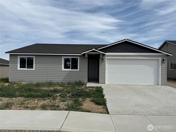 Property Photo:  2367  Noah Street SE  WA 98802 