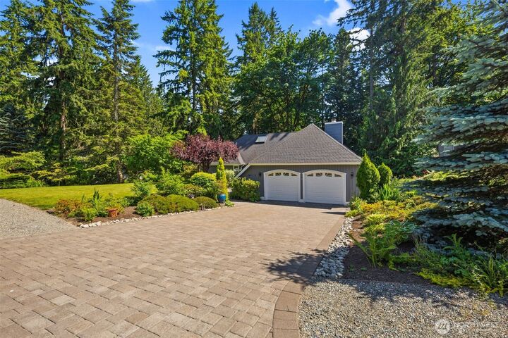 Property Photo:  19413 NE 203rd Place  WA 98077 