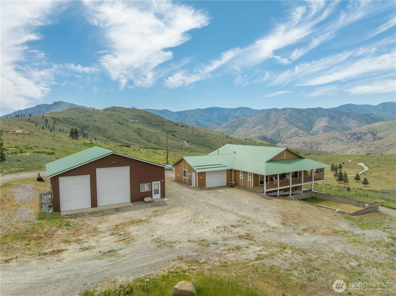 Property Photo: 29 Barn Dance Drive WA 98846