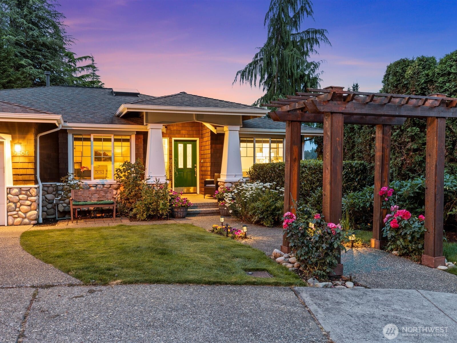 Property Photo: 9206 NE 126th Place WA 98034