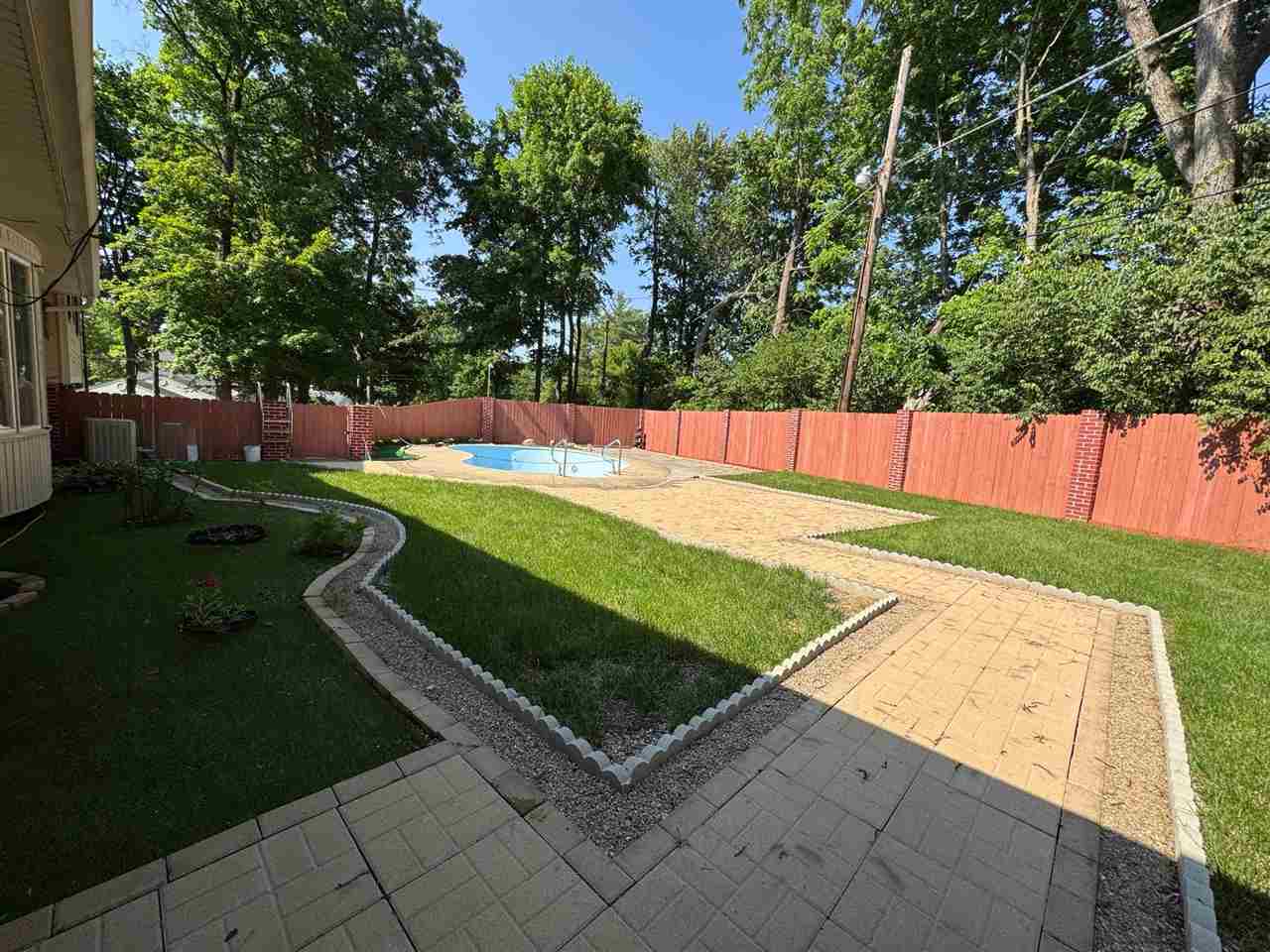 Property Photo:  8 Parkway Lane  IN 47374 