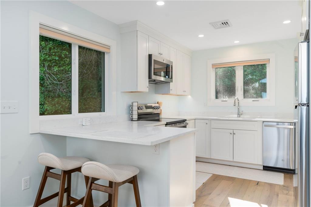 Property Photo:  117 Indian Avenue  RI 02871 