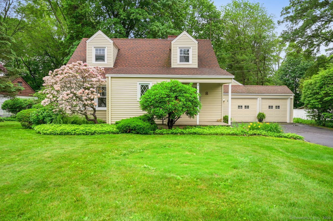 Property Photo: 8 Bailey Street CT 06611