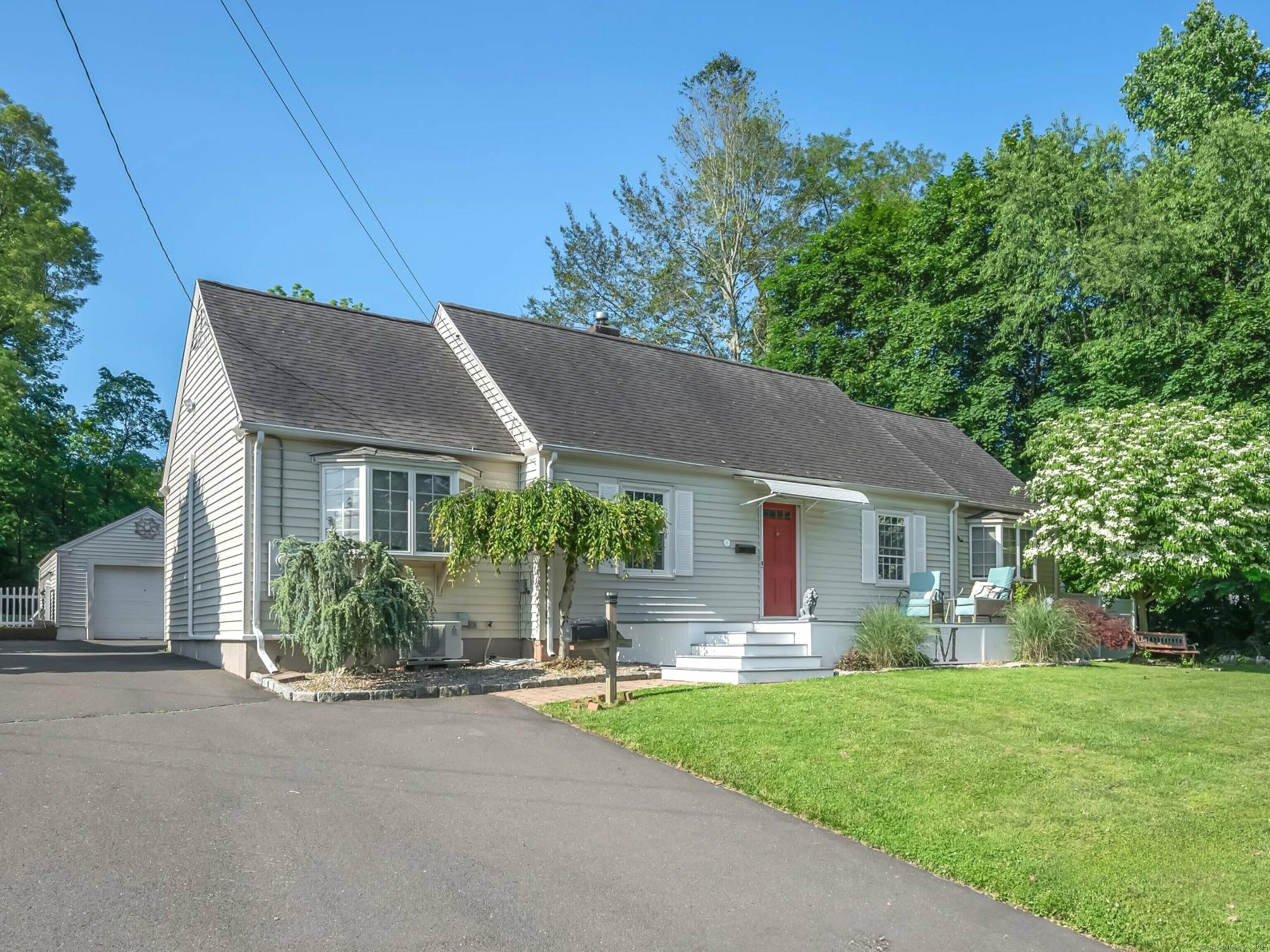 Property Photo: 6 Victoria Road CT 06480