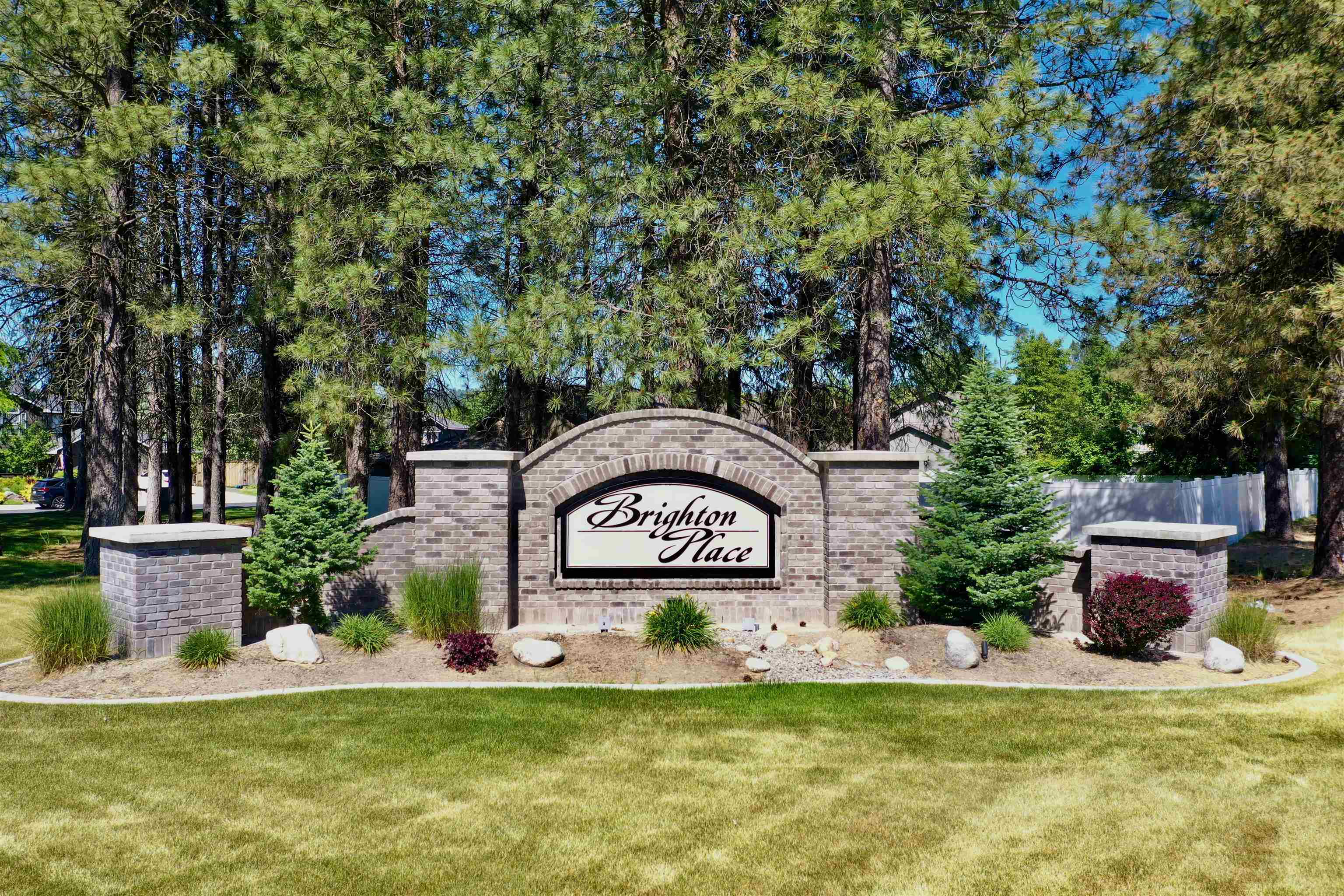 Property Photo: 5522 E Cargill Ln WA 99005