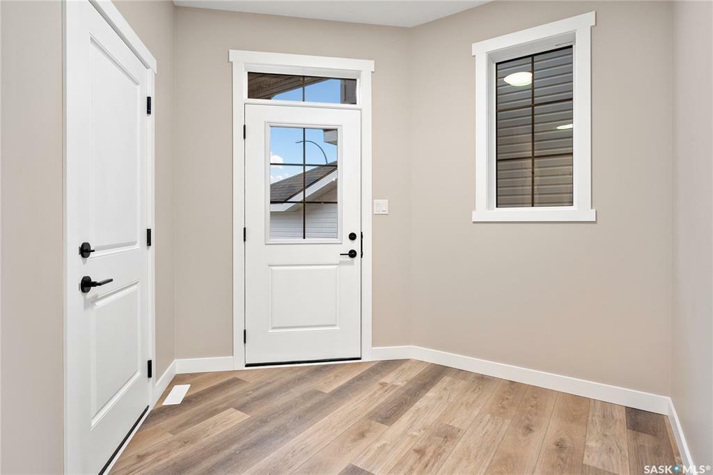 Property Photo: 203 Fortosky Manor SK S7M 5X2