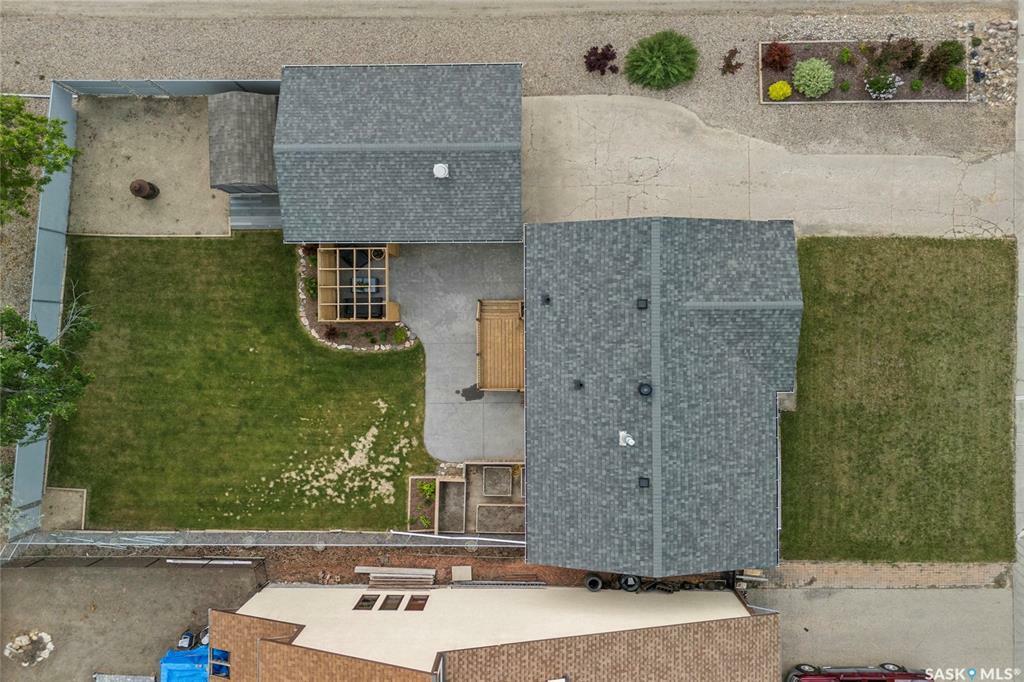 Property Photo: 51 Duncan Crescent SK S4T 6L4